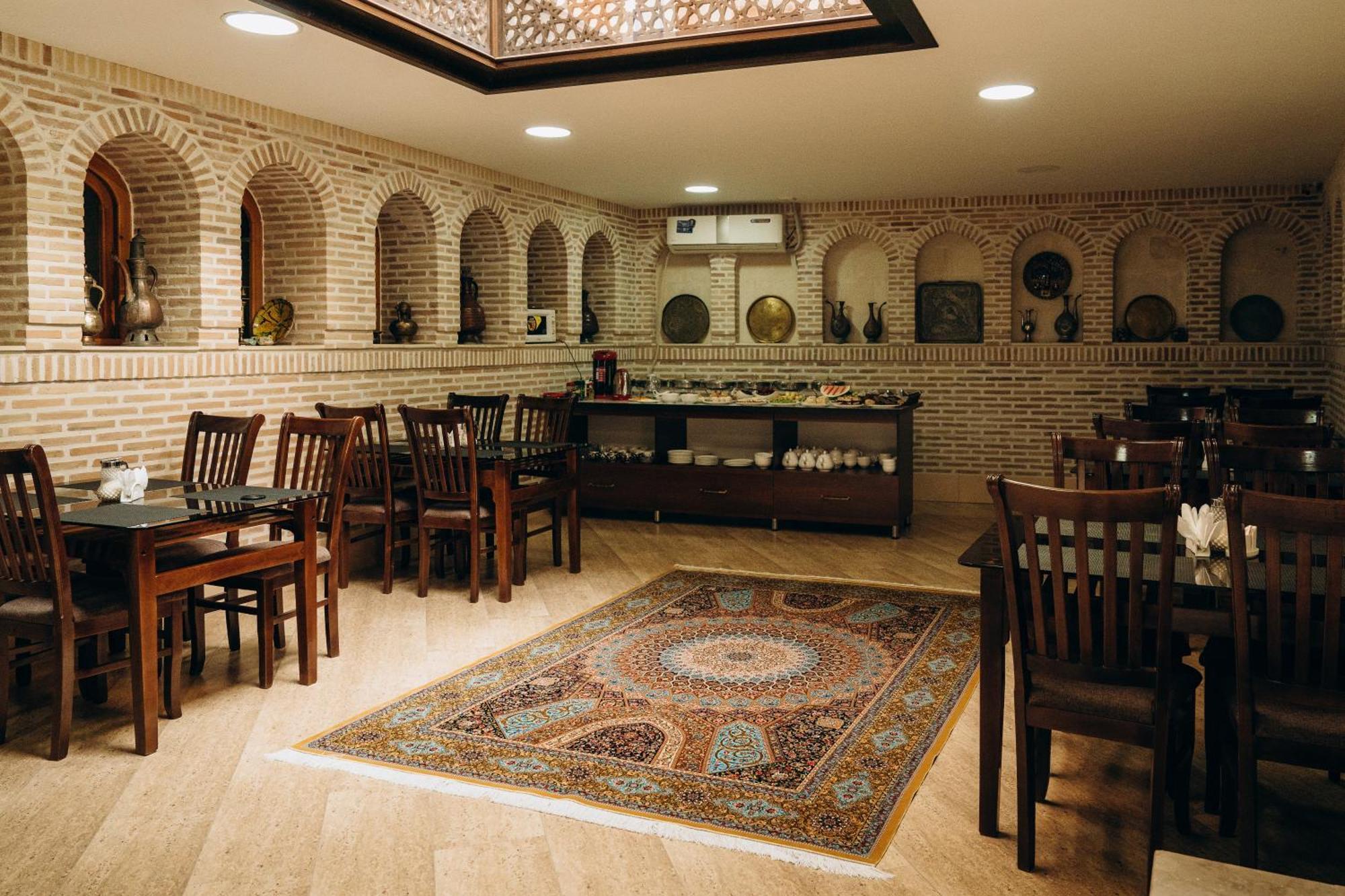 Hotel Shohrud Бухара Екстериор снимка